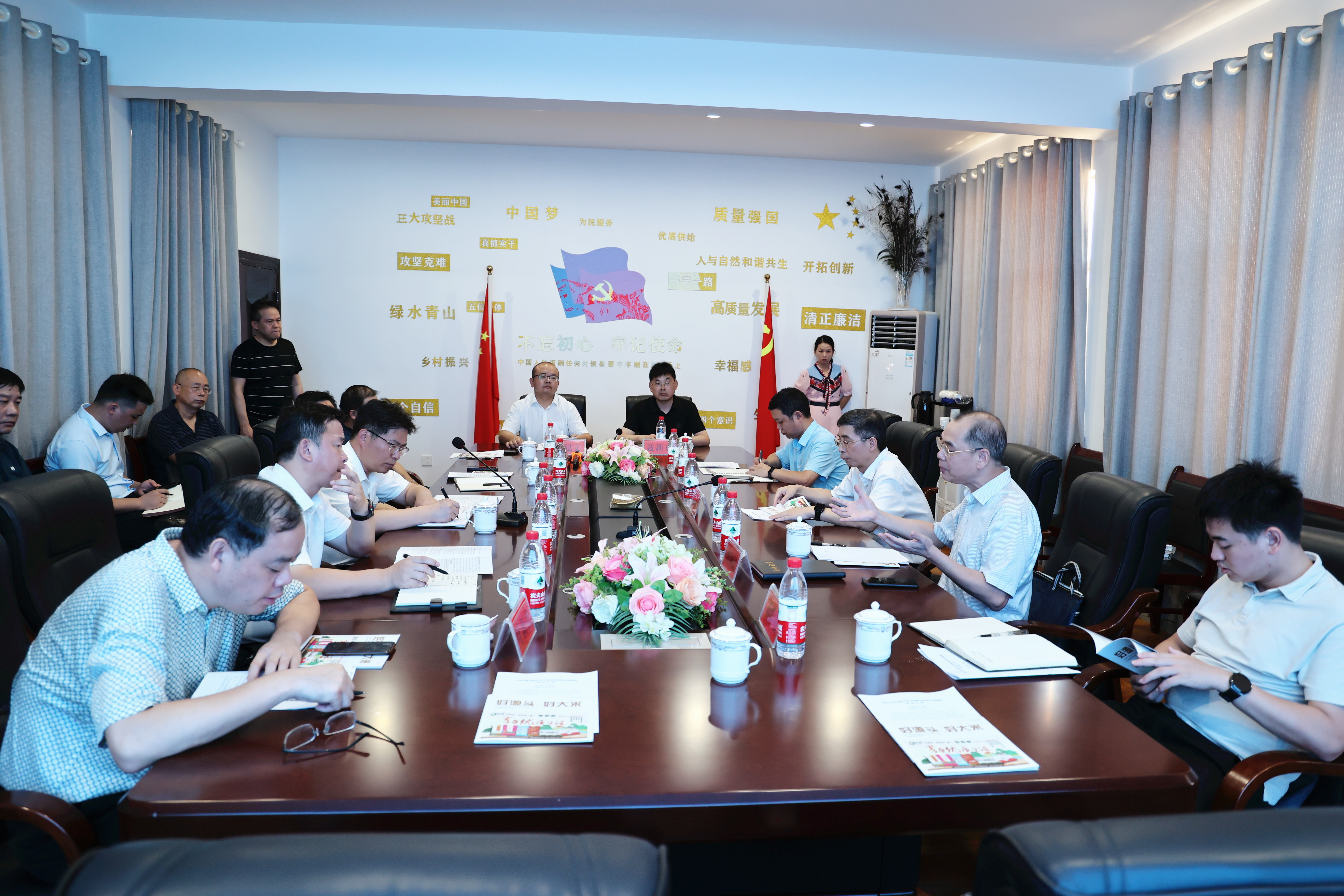 AF5A4033_副本.jpg AF5A4033_副本.jpg