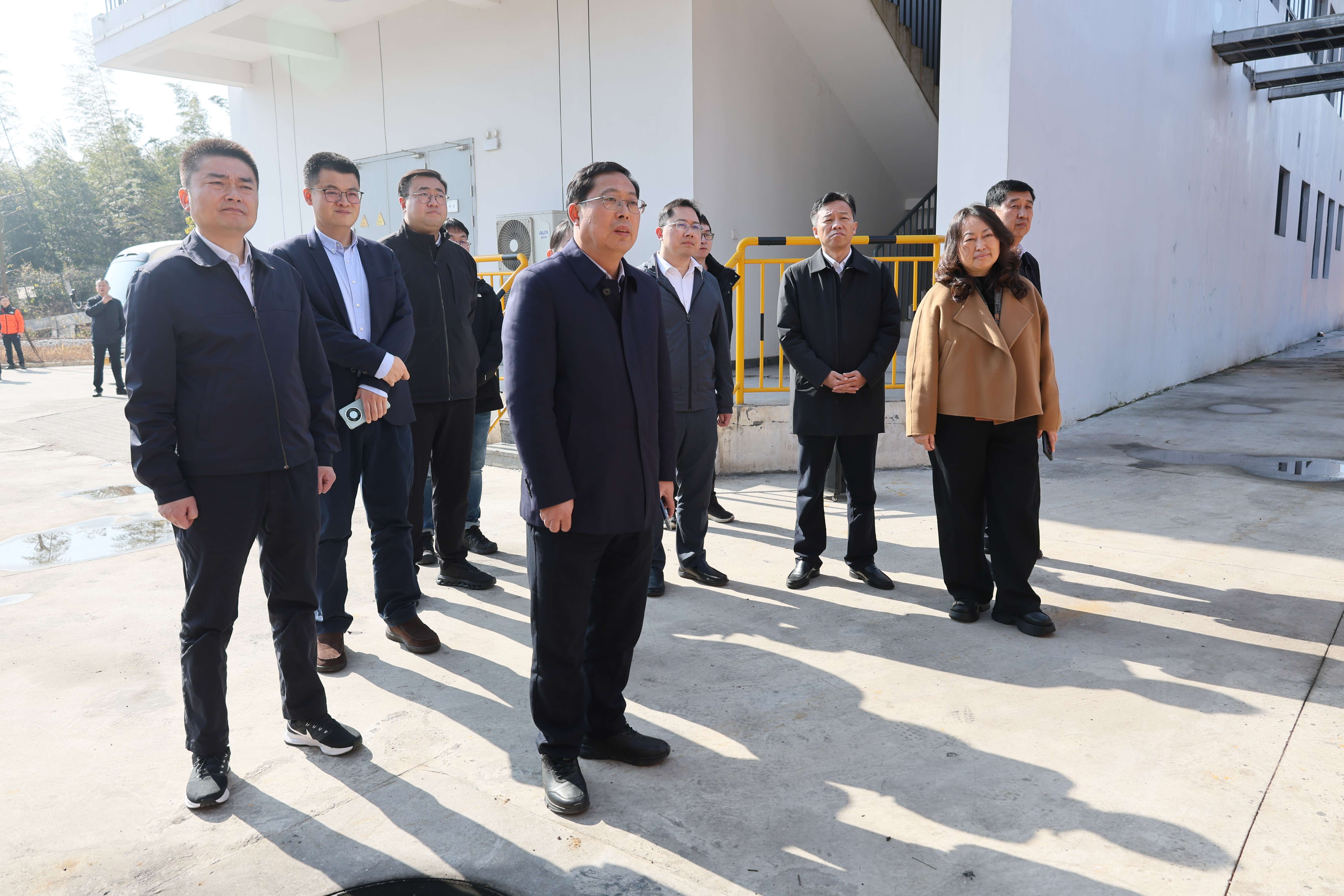 ���ҿ������к��Ϸ��������ݿ������